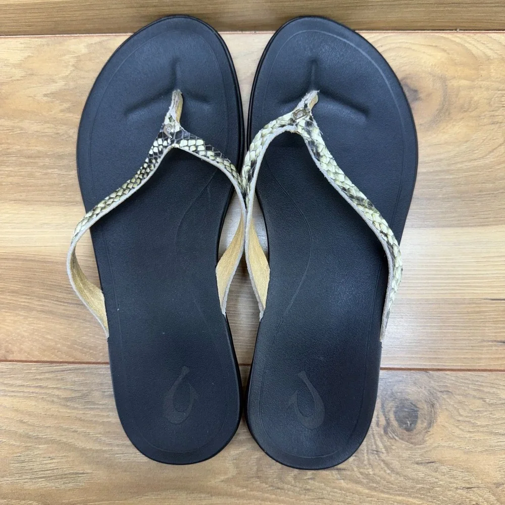 Olukai Ho'Opio Flip Flop Sandals Womens 8 Snake Leather Thong Vacation Resort